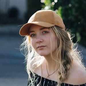 Meet your Posher, Anna